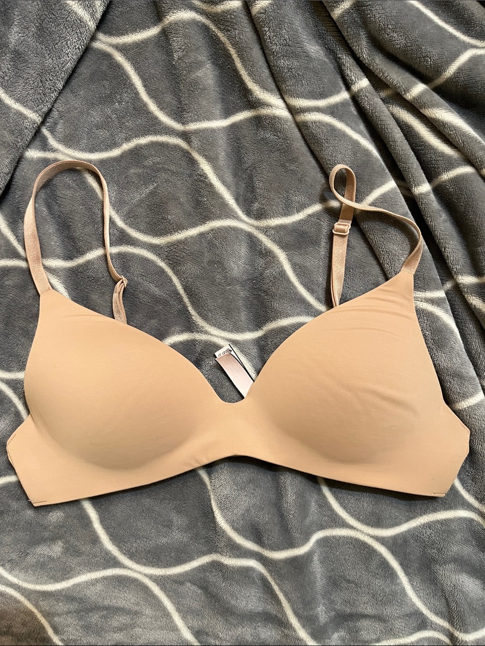 Victoria's Secret Seamless Nude T-Shirt Bra - Beige